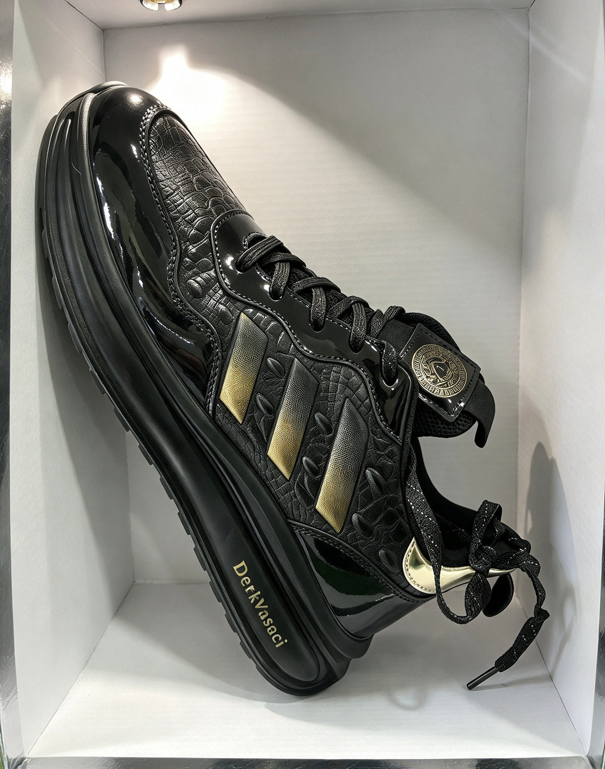 Derk Vasaci Shoes for men , Medicated+Imported shoes.